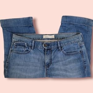 Mid Rise Short Jean